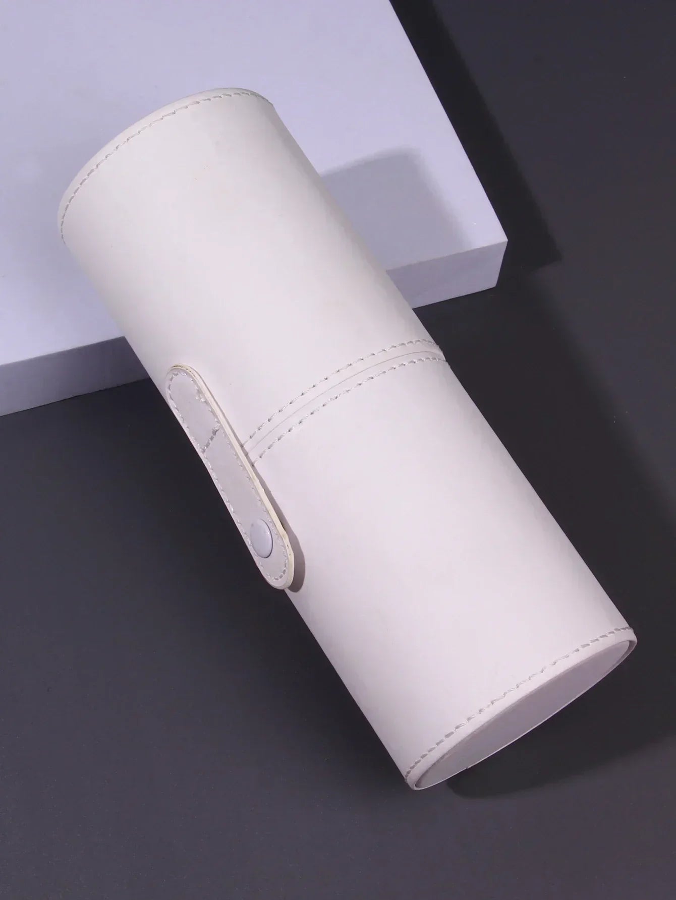 Portable Dustproof Makeup Brush Bucket