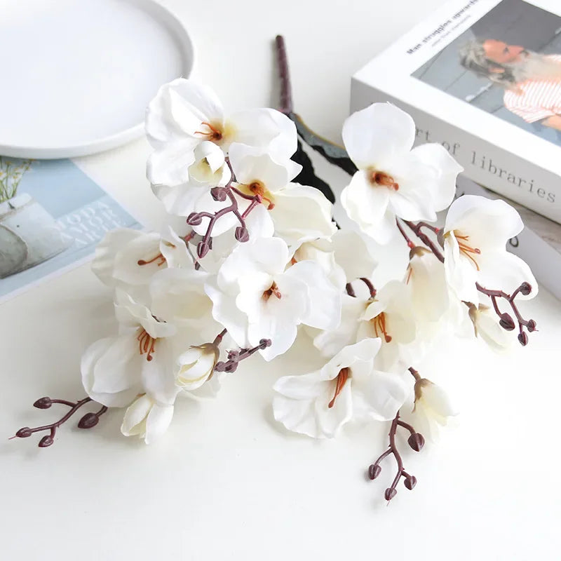 Title: Elegant Magnolia Flower Bouquet
