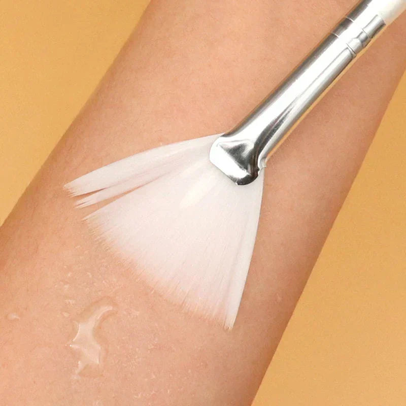 Fan Shape Foundation Makeup Brushes